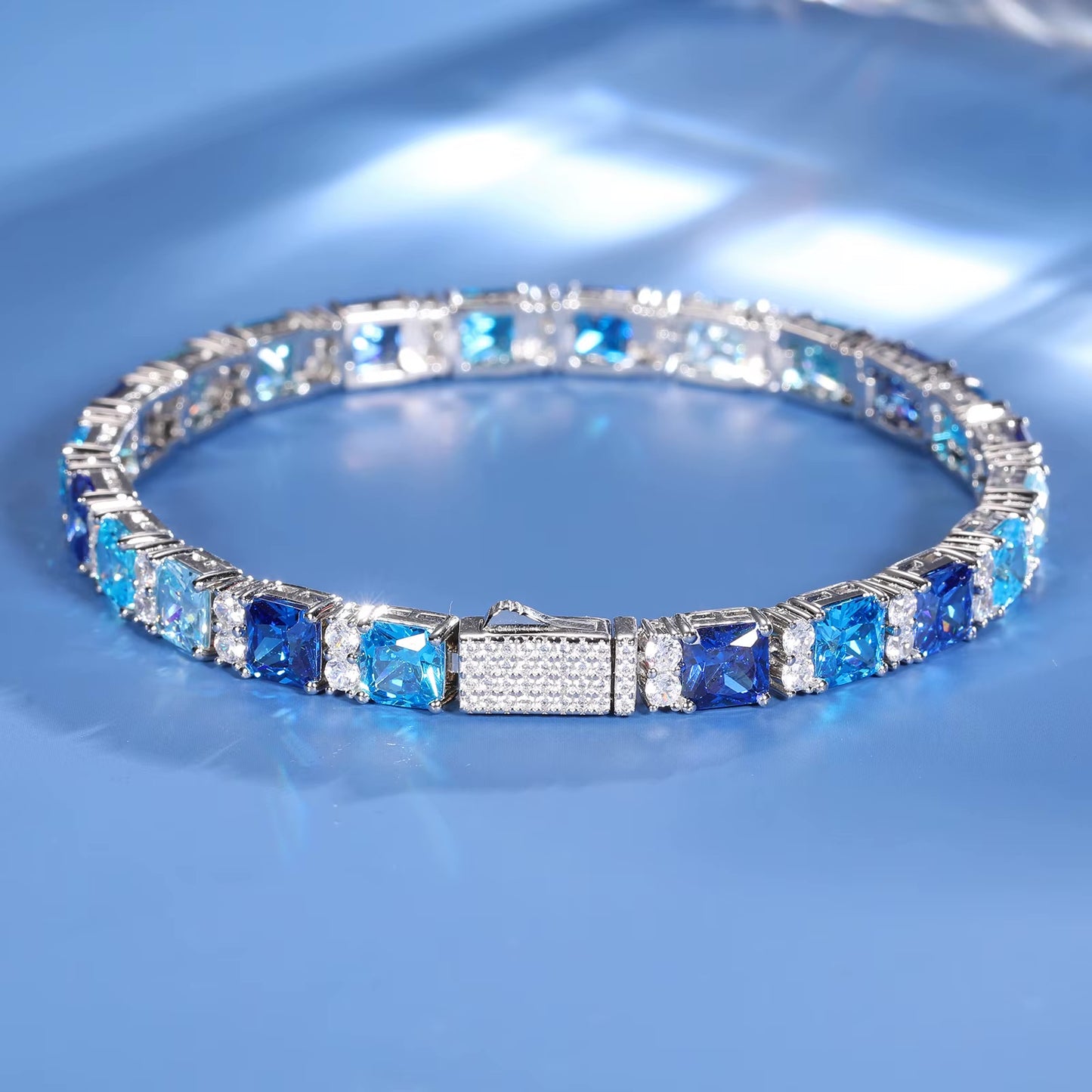 MOISSANITE OCEAN BLUE STONES BRACELET. - WHITE GOLD